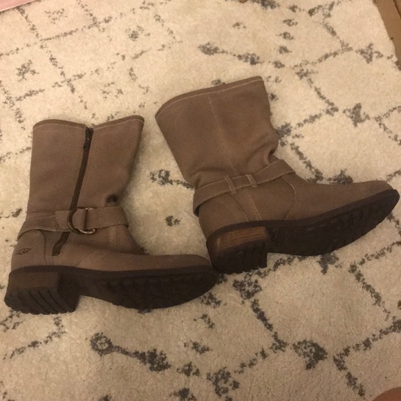 UGG Shoes - UGG taupe snakeskin boots LIKE NEW
